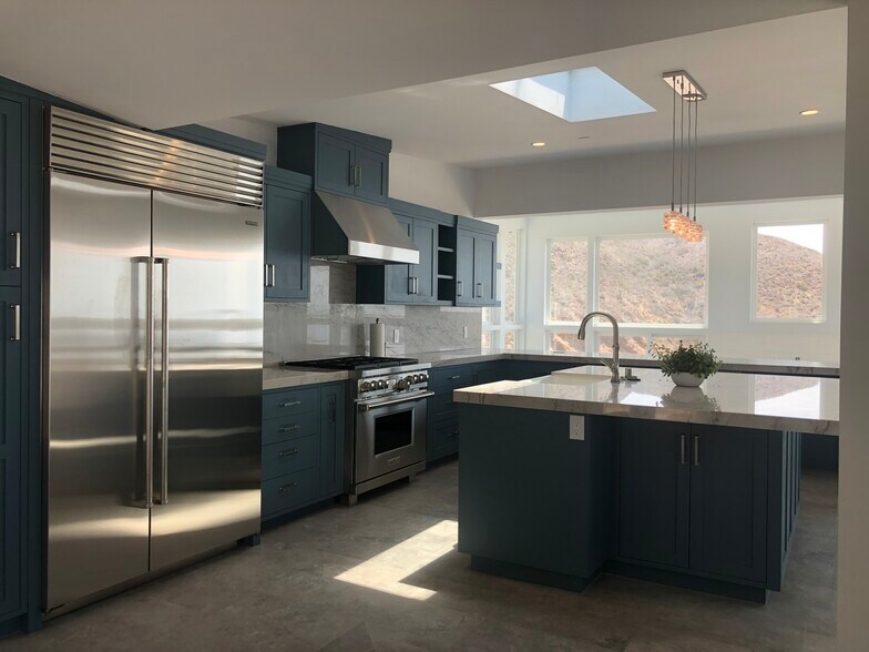 Building Photo - 30001 Zenith Point Rd