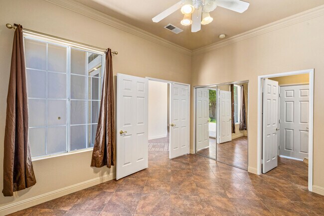 Building Photo - 74912 Saguaro Ln