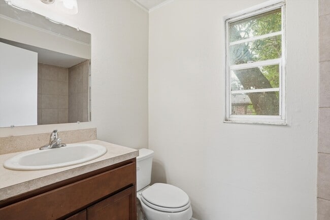 Building Photo - 8362 Kipling Ct