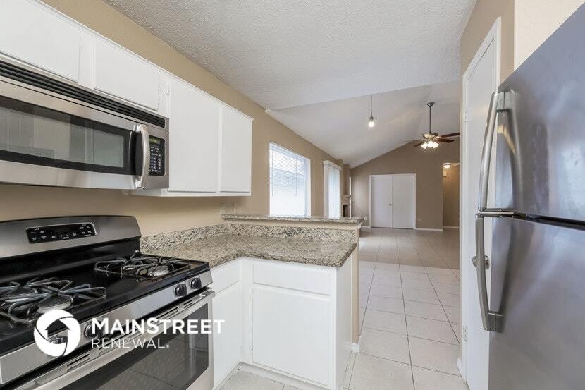 Building Photo - 11110 Grassyglen Dr