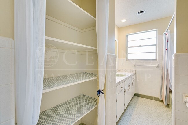 Building Photo - Welcome to your Perfect Beachside Retreat!