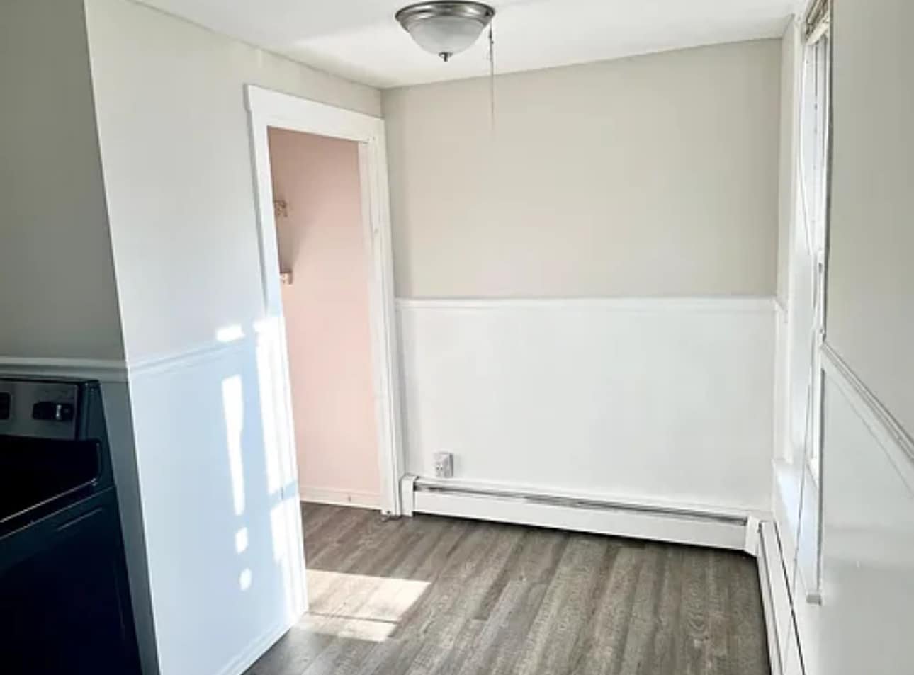 Building Photo - 112 Elm St