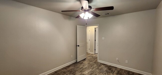 Building Photo - Gorgeous 3 bed/2 bath in Trimmier Estates ...