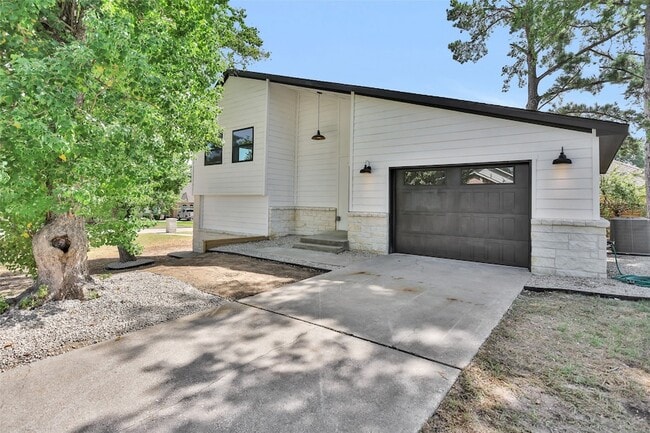 Building Photo - 101 April Point Pl