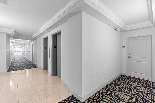 Building Photo - 401 69th St