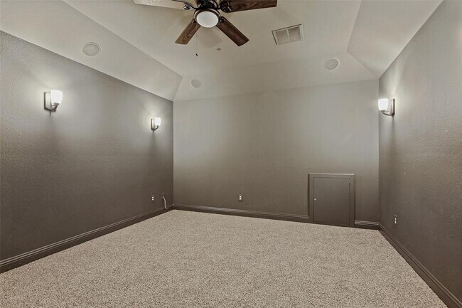 Building Photo - 3556 Woods Estates Dr