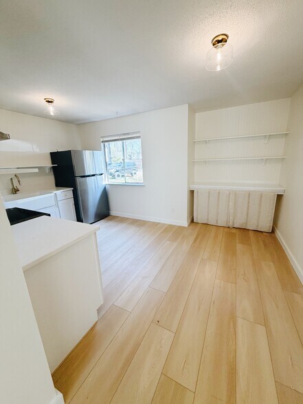 Building Photo - 105 Orgain Dr