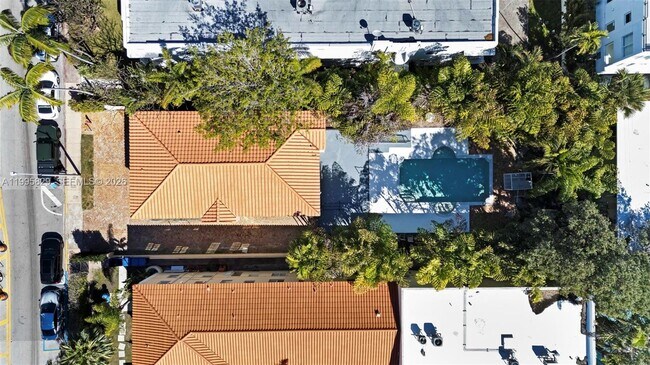 Building Photo - 1545 Meridian Ave