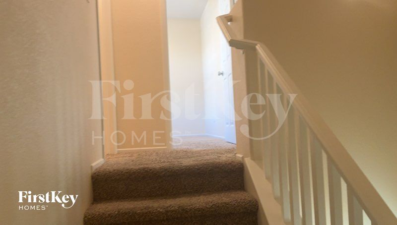 Building Photo - 617 Brinkburn Point Ave