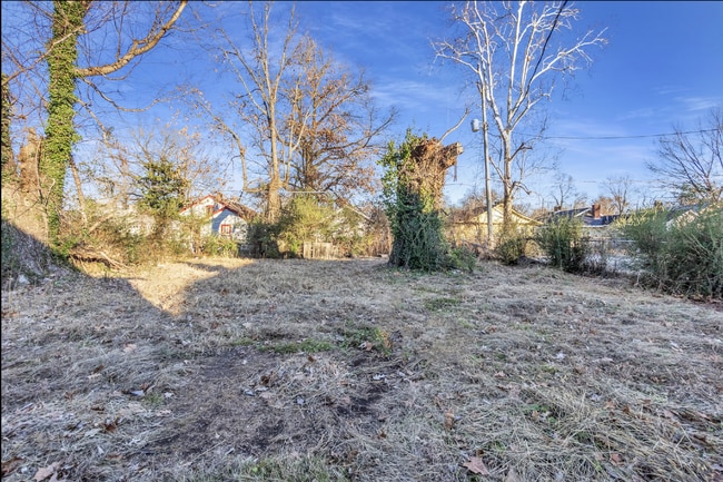 Building Photo - Charming 3-Bedroom/2-Bath Home in Parkway Village|Section 8 Welcome| Available Now!