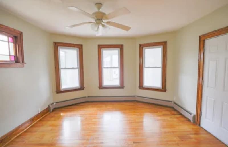 Building Photo - 90 Cabot St