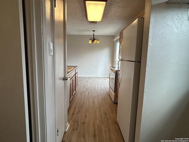 Building Photo - 9140 Timber Path