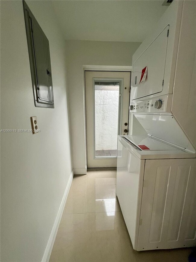 Building Photo - 10356 SW 11th Terrace