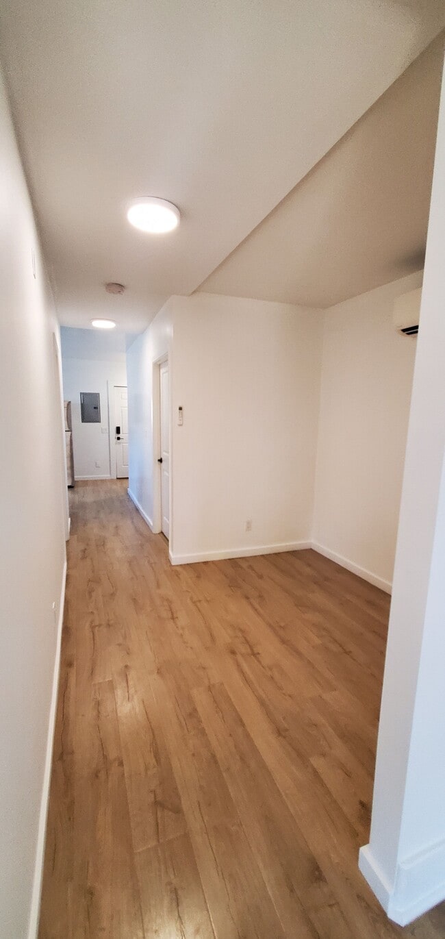 Building Photo - 1311 Roland Curtis Pl