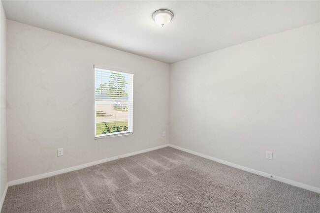 Building Photo - 15626 Del Norte Dr