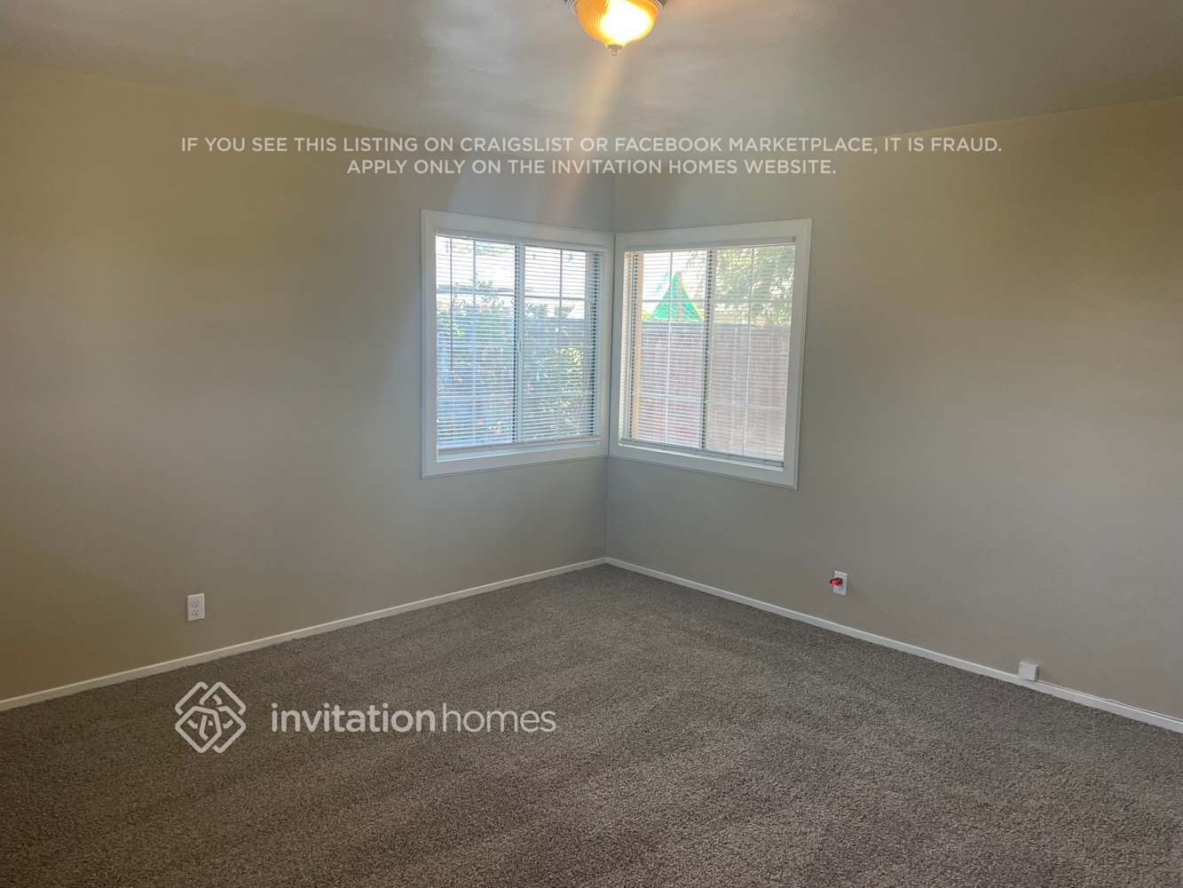 Building Photo - 6990 Malibu Dr