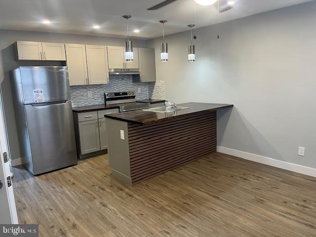 Building Photo - 6339 Morton St