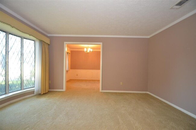 Building Photo - 13722 Lynnwood Ln