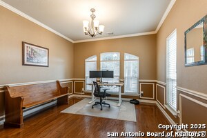 Building Photo - 2026 Thicket Trail Dr