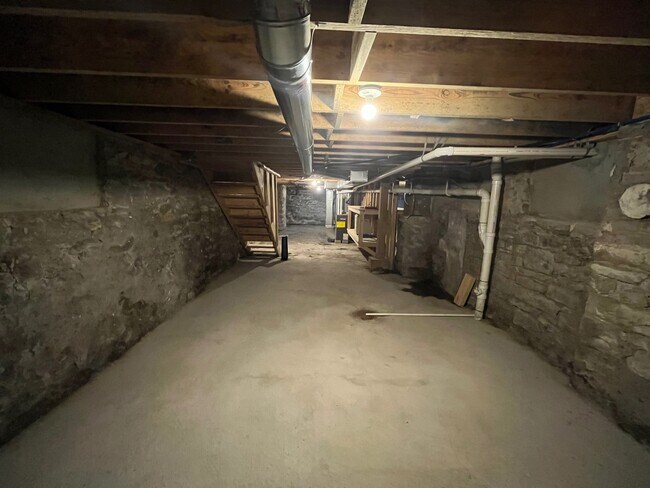 Building Photo - 6712 McPherson Blvd