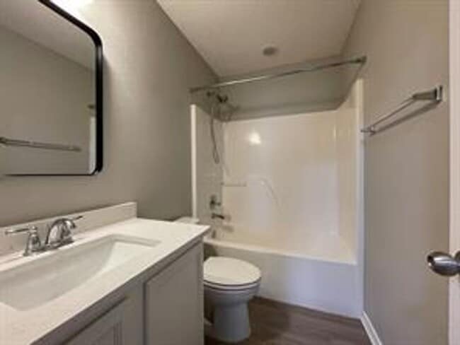 Building Photo - 10910 Red Cedar Dr