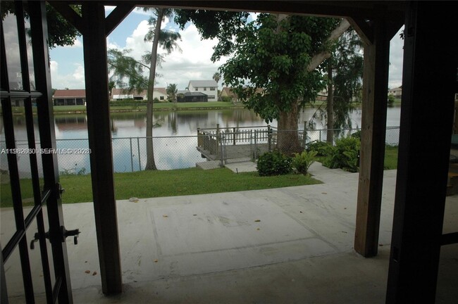 Building Photo - 3941 NW 115th Terrace