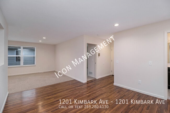 Building Photo - 1201 Kimbark Ave