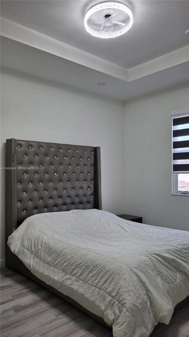 Building Photo - 26410 SW 148th Ct