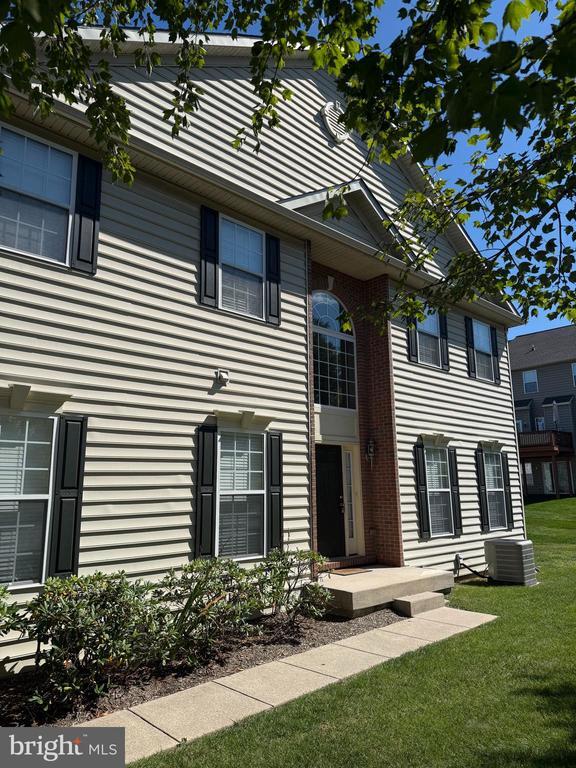 Building Photo - 155 Penns Manor Dr