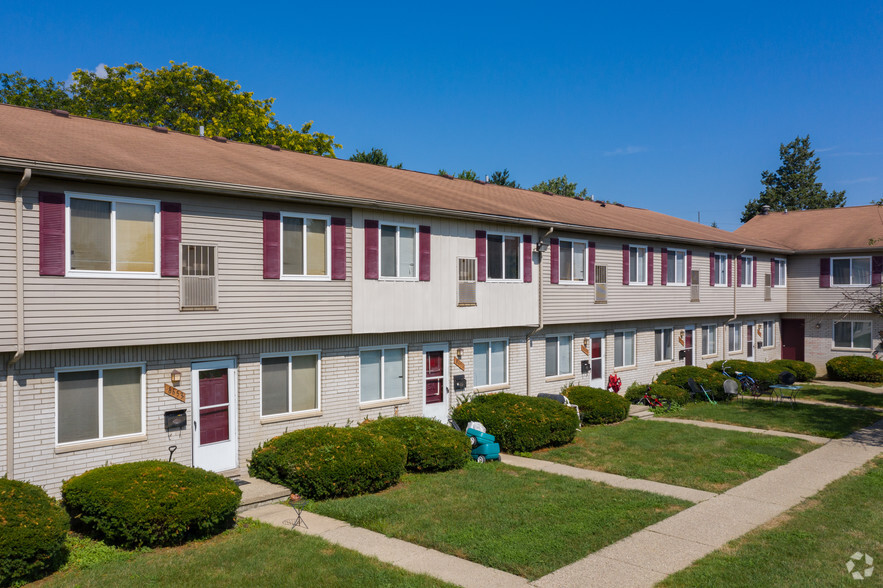 Primary Photo - Canton Garden Apartments