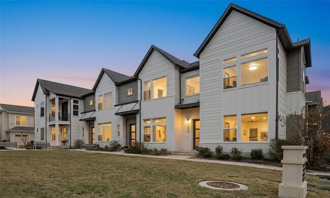 Building Photo - 2930 Moreno St