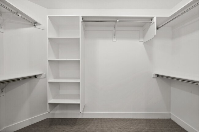 Building Photo - 15392 S Skyraider Ln