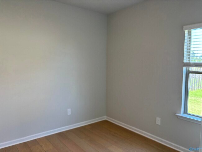 Building Photo - 15378 GRAYSON CIR