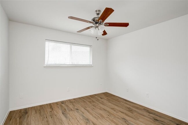 Building Photo - 6210 Buffalo Pass