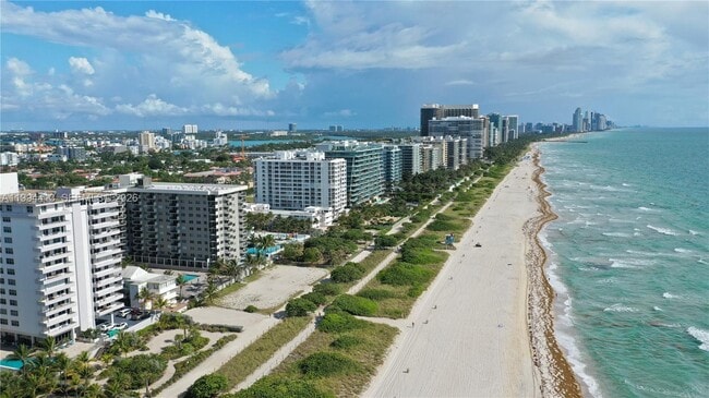 Building Photo - 9225 Collins Ave