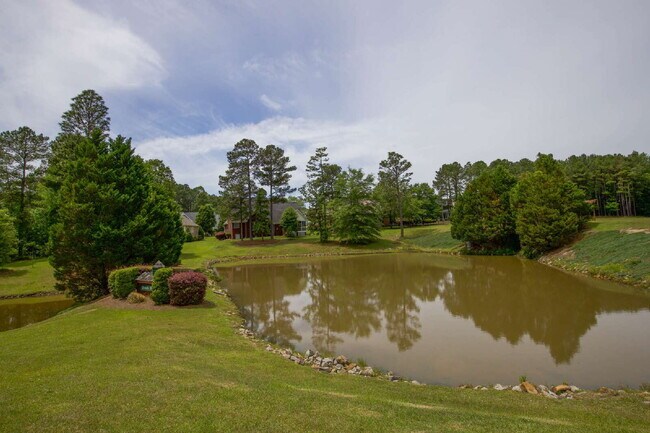 Building Photo - "Spacious 4-Bedroom Gem with 2.5 Baths at ...