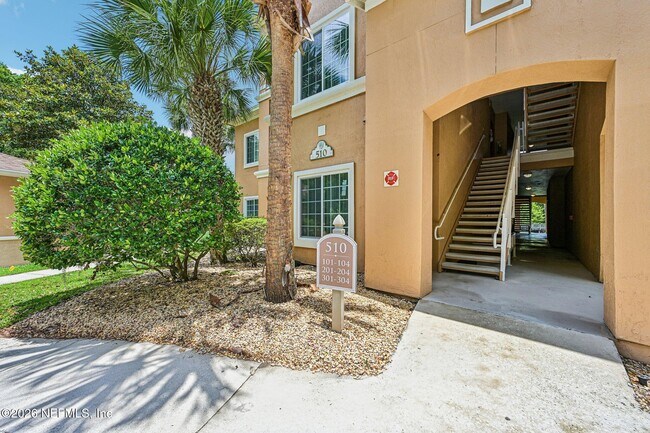 Building Photo - 510 Florida Club Blvd