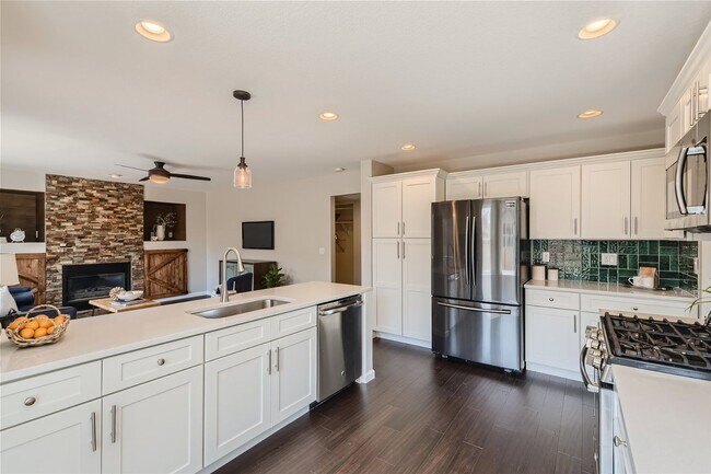 Building Photo - Beautifully Updated 3-Bedroom Home with Finished Basement in Gunbarrel