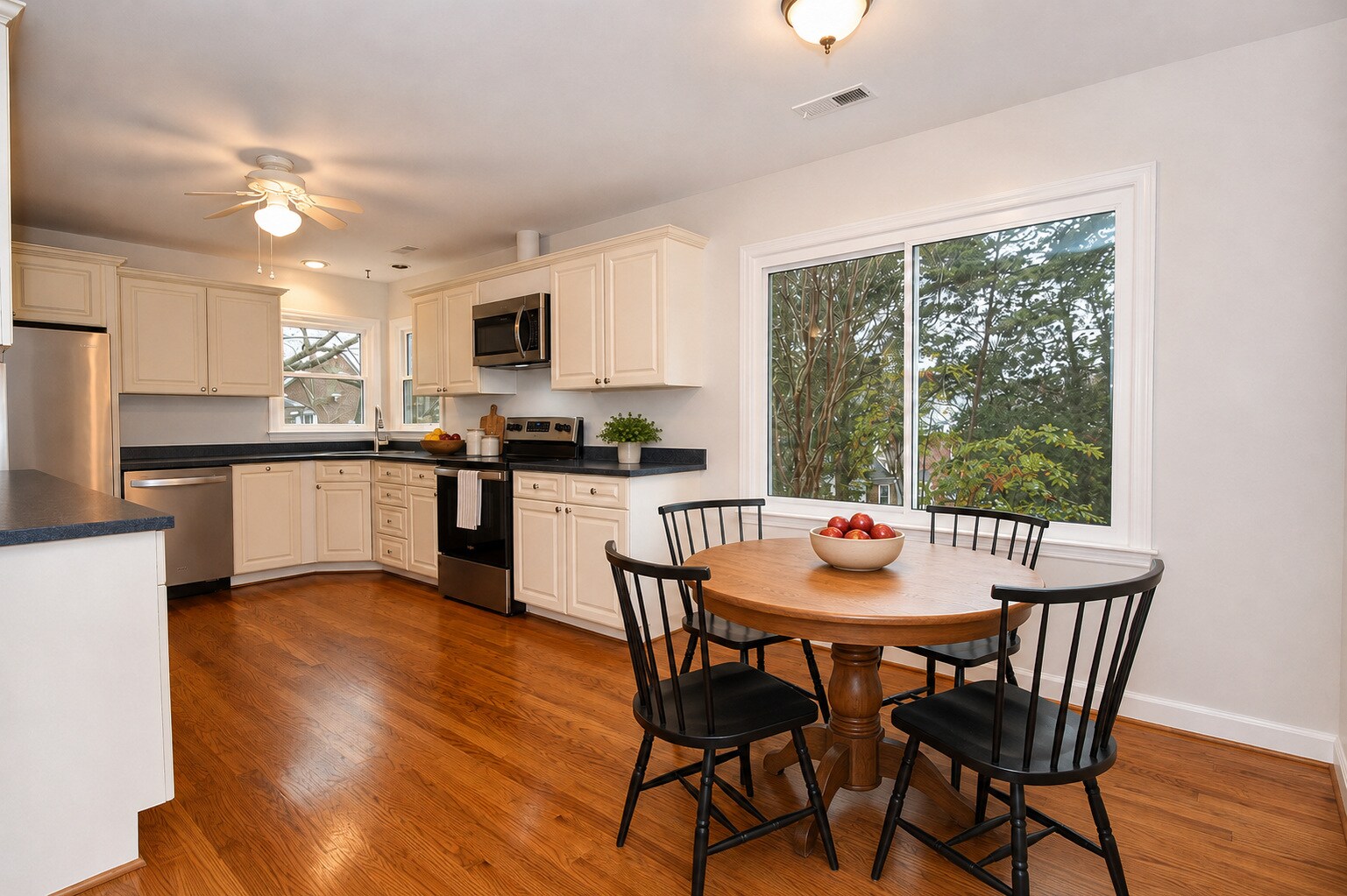 Building Photo - 223 Port Royal Dr