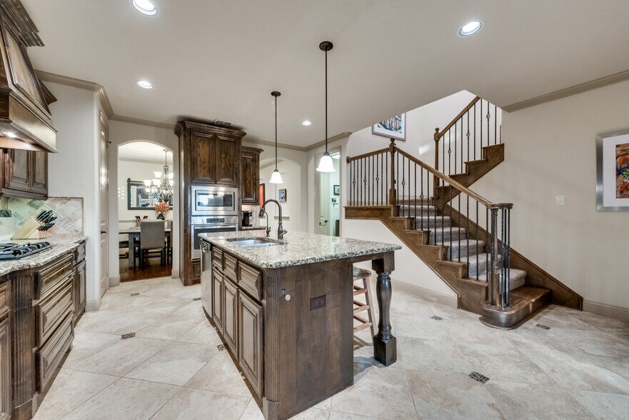 Building Photo - 2129 Portwood Way