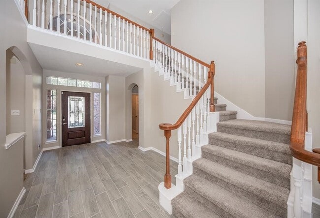 Building Photo - 11527 Earley Forest Ln