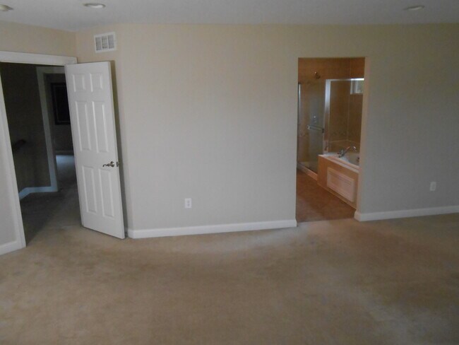 Building Photo - 8006 Caraway Ave