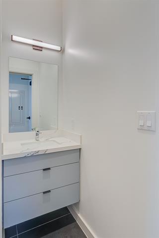 Building Photo - 1023 Lipscomb St