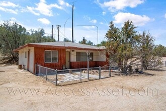 Building Photo - Comfy 2 Bed/1 Bath Home in Victorville!