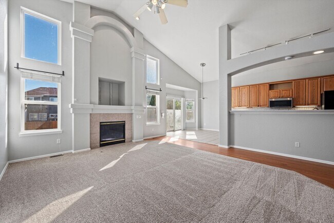 Building Photo - 2258 S Gibralter Way