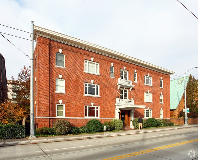 Building Photo - The Wayfarer Cooperative