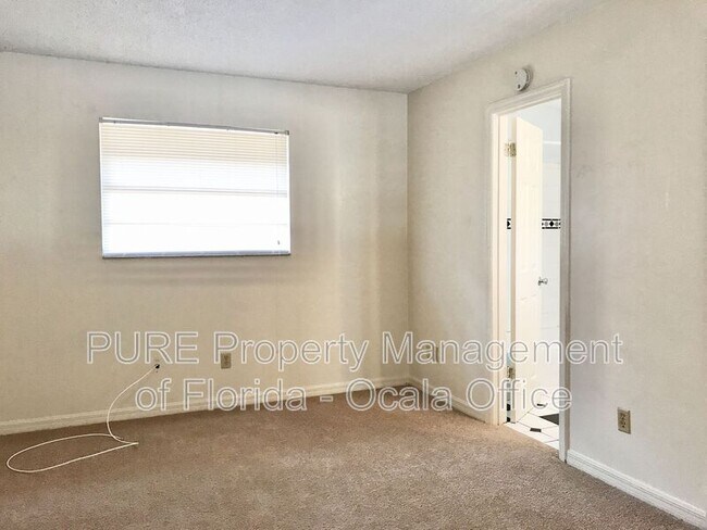 Building Photo - 11560 SE 58th Ave