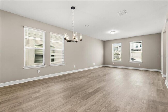 Building Photo - 16496 Silver Brook Wy