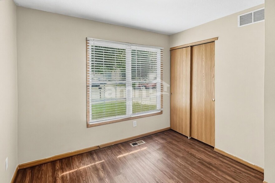Building Photo - 1833 Kathiwade Dr