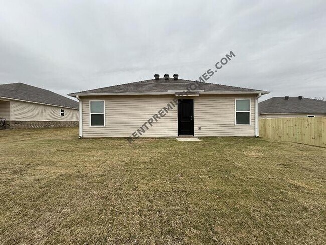 Building Photo - 45 Kinley Ln